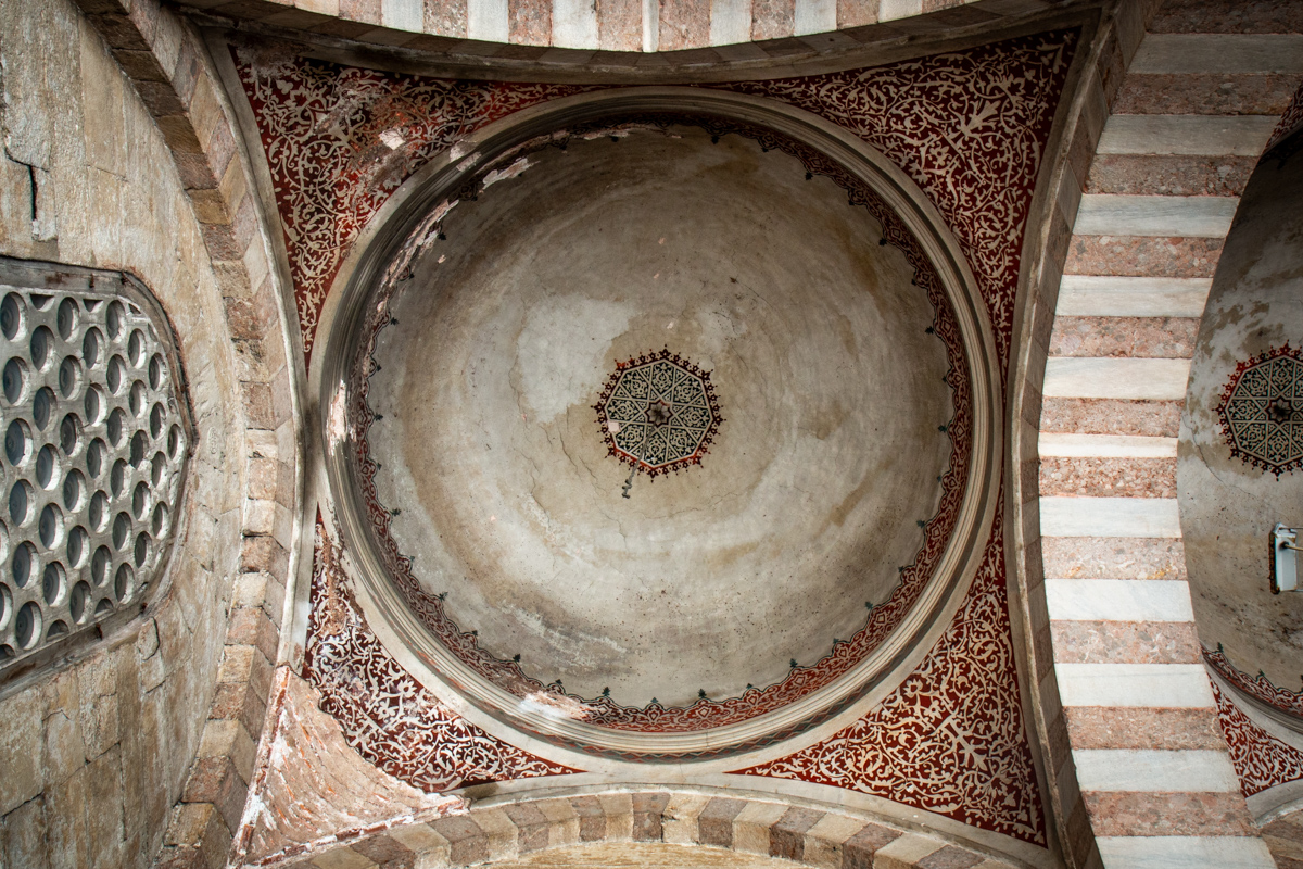 Dome and Arches in the Side Aisle